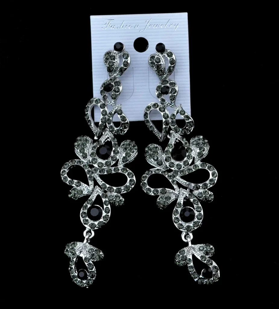 boucle d'oreille diamant noir